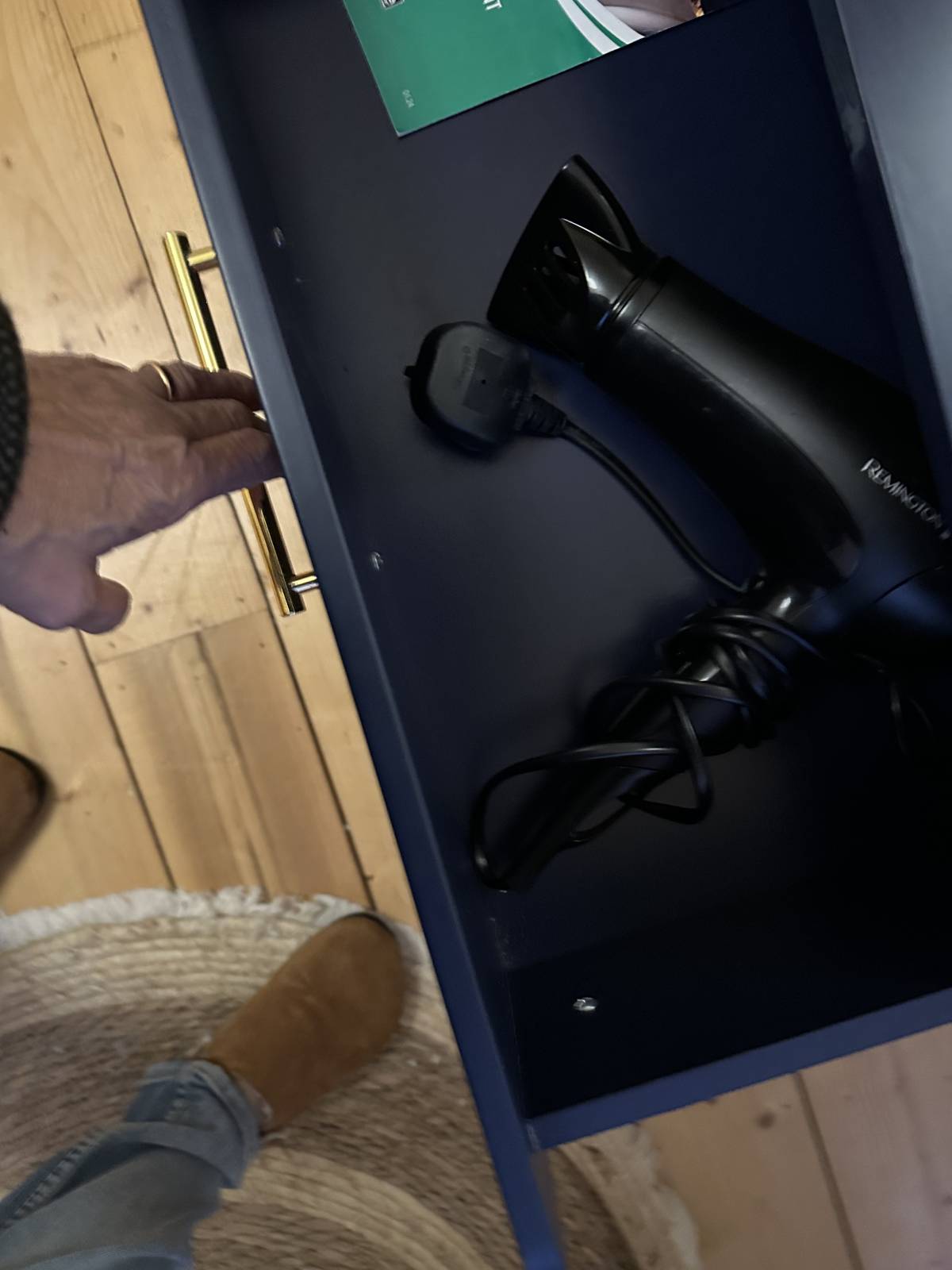 Mrs mop housekeeping and cleaning services - Dunfermline - Drapery Cleaning